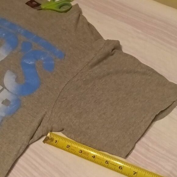 God's greater than money Tee - Size: XL (0415) - Picture 3 of 8